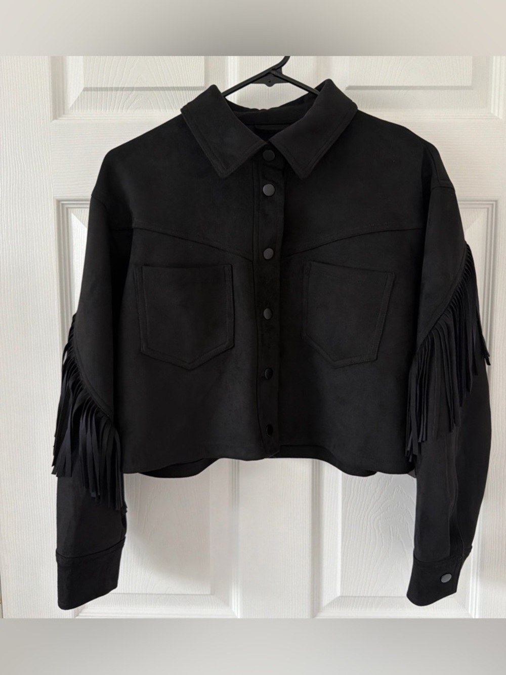 Women's Black Fringe Faux Suede Jacket - Picture 8 of 8